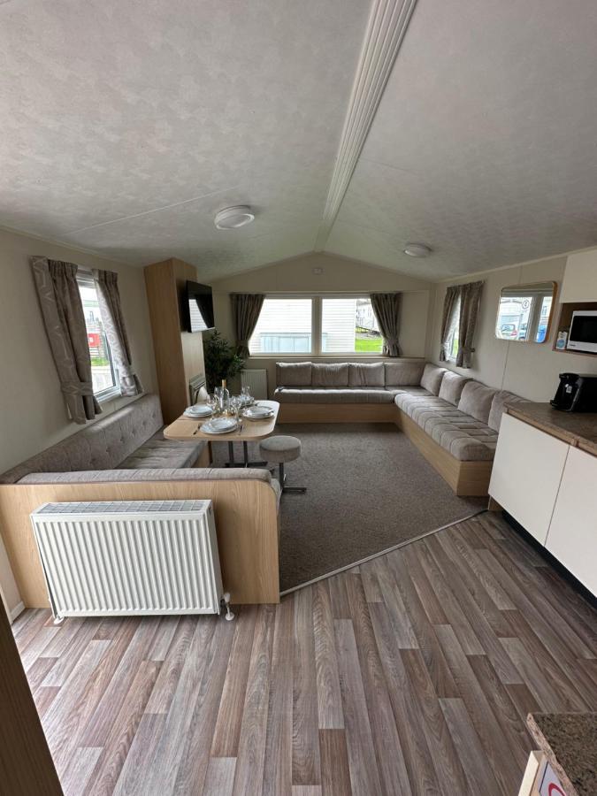 Sunnymede E11 Keyshare Holiday Lets 8 Berth อินโกลด์เมลส์ ภายนอก รูปภาพ