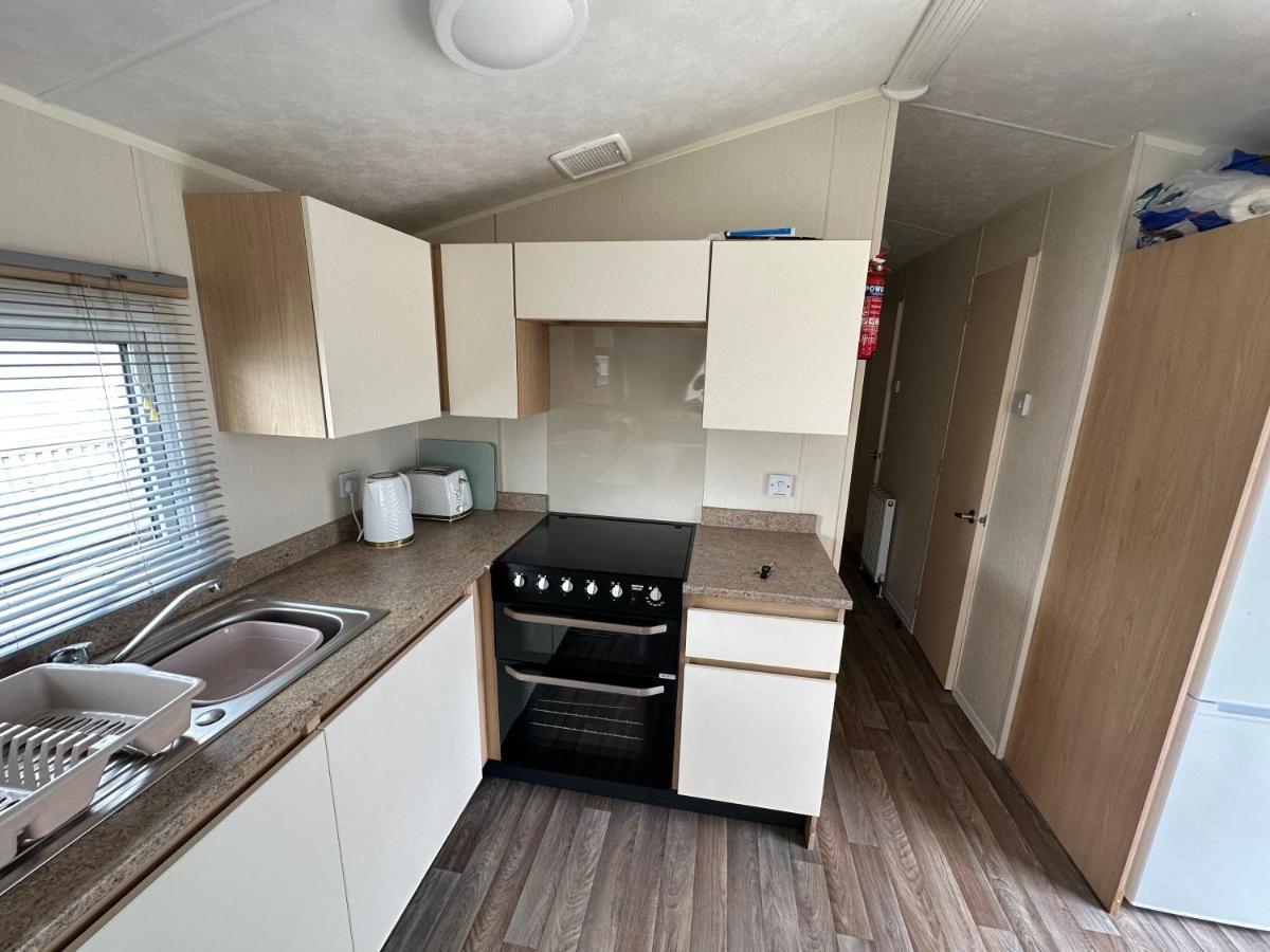 Sunnymede E11 Keyshare Holiday Lets 8 Berth อินโกลด์เมลส์ ภายนอก รูปภาพ