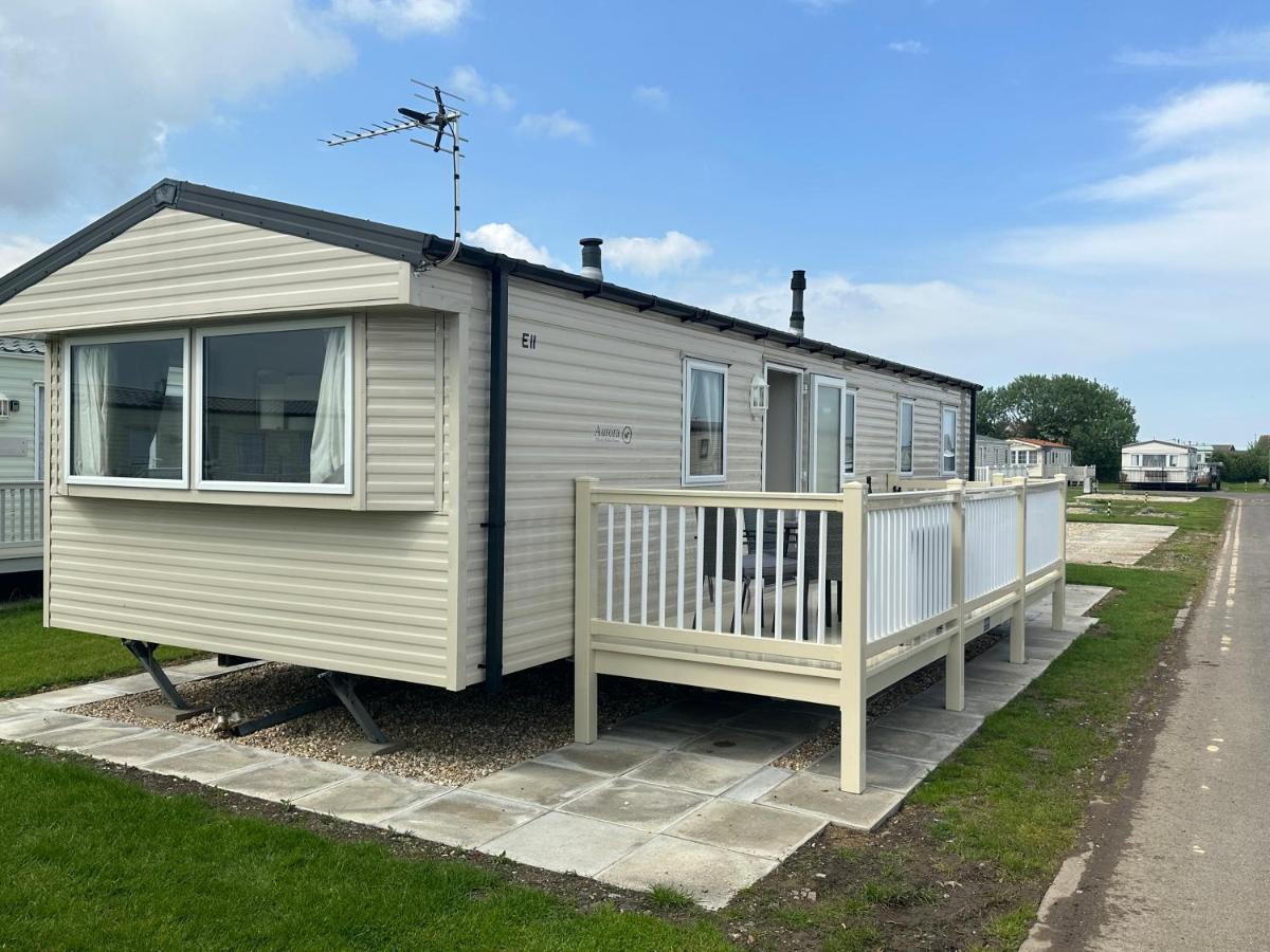Sunnymede E11 Keyshare Holiday Lets 8 Berth อินโกลด์เมลส์ ภายนอก รูปภาพ